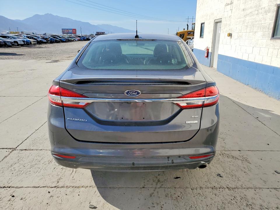 59897226 :رقم المزاد ، 3FA6P0HD2HR143739 vin ، 2017 Ford Fusion مزاد بيع