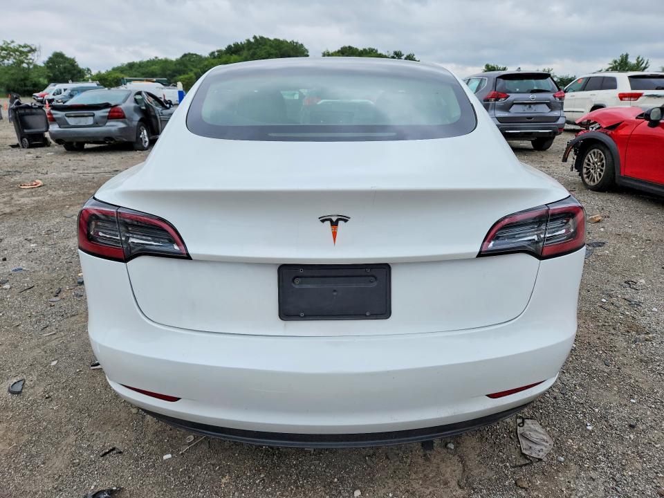 Продажа на аукционе авто 2023 Tesla Model 3, vin: 5YJ3E1EAXPF559220, номер лота: 61342636