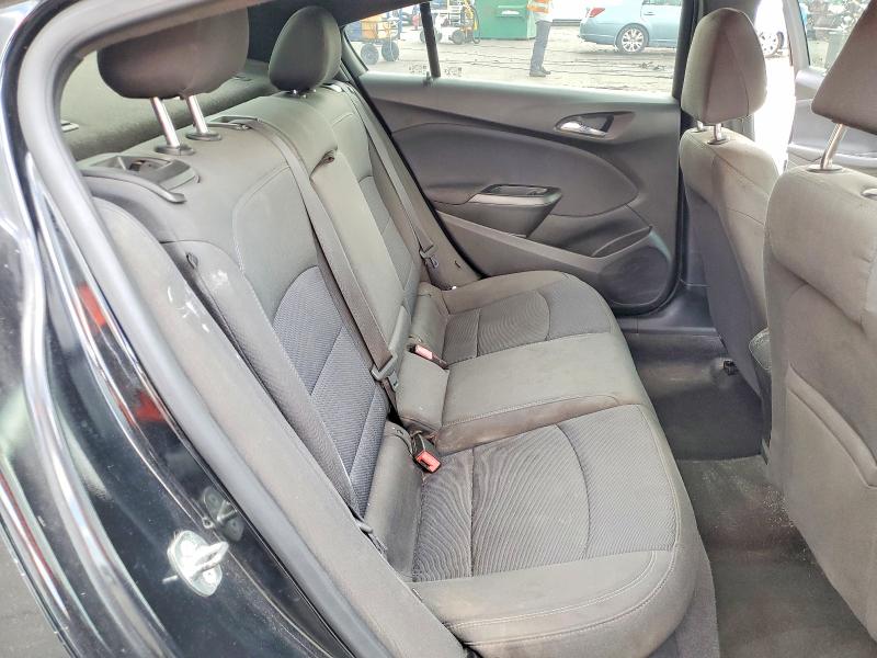 Продаж на аукціоні авто 2018 Chevrolet Cruze, vin: 1G1BE5SM7J7130186, номер лоту: 61332976