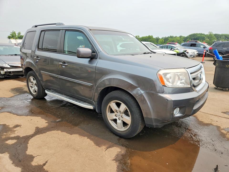 60795126 :رقم المزاد ، 5FNYF4H76BB063375 vin ، 2011 Honda Pilot مزاد بيع