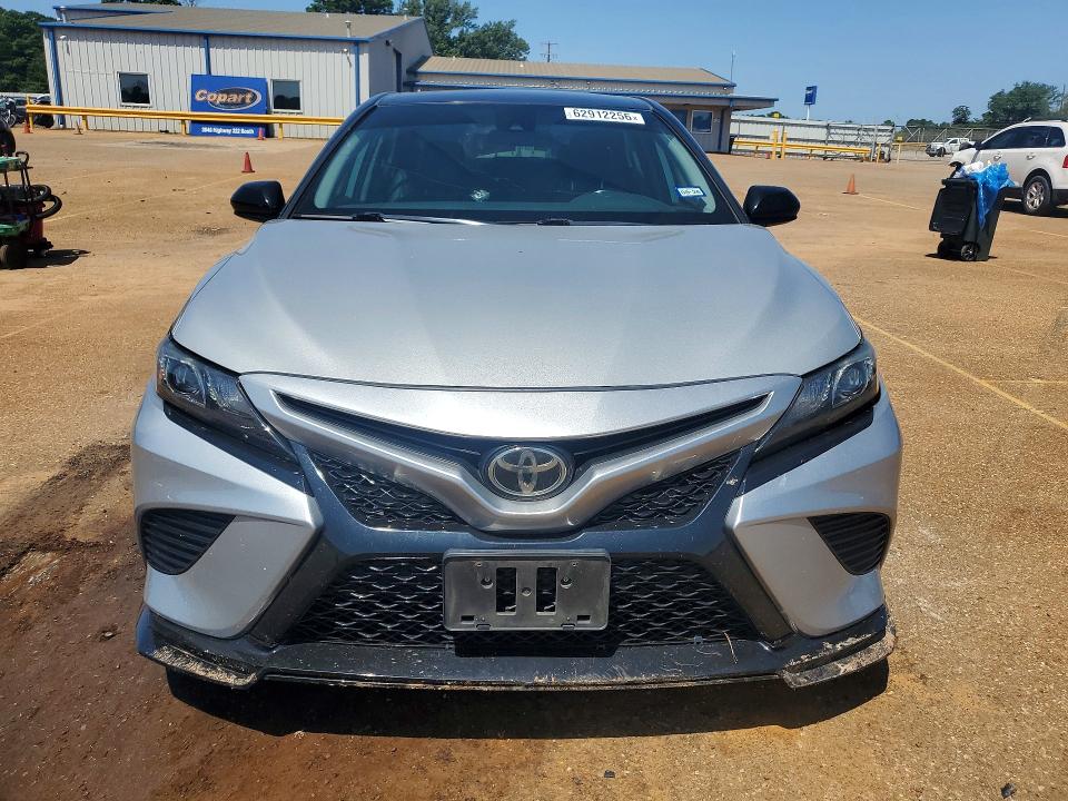 2020 Toyota Camry მანქანა იყიდება აუქციონზე, vin: 4T1NZ1AK8LU042068, აუქციონის ნომერი: 62912256