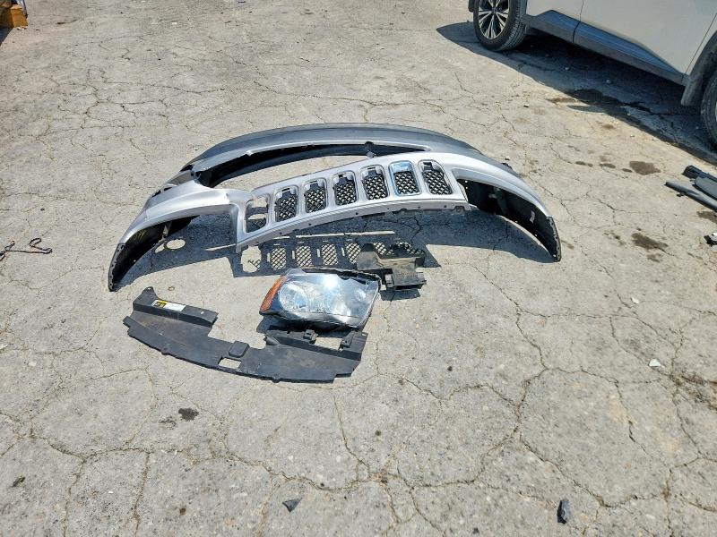 2017 Jeep Compass მანქანა იყიდება აუქციონზე, vin: 1C4NJDEBXHD191483, აუქციონის ნომერი: 60669186