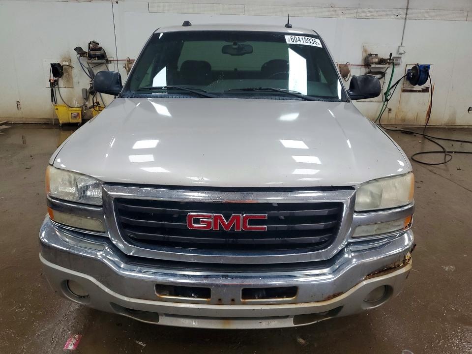 2004 Gmc New Sierra მანქანა იყიდება აუქციონზე, vin: 2GTEC19T641155565, აუქციონის ნომერი: 60418936