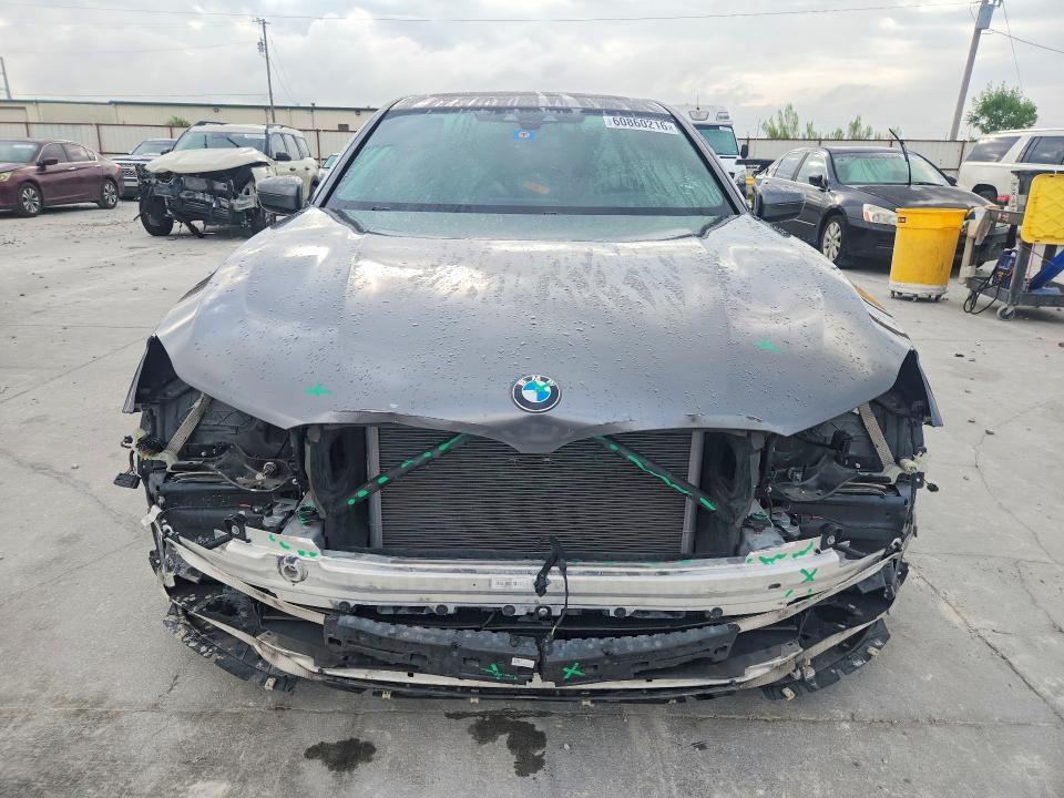 60860216 :رقم المزاد ، WBA7F0C59JGM23072 vin ، 2018 Bmw 750 مزاد بيع