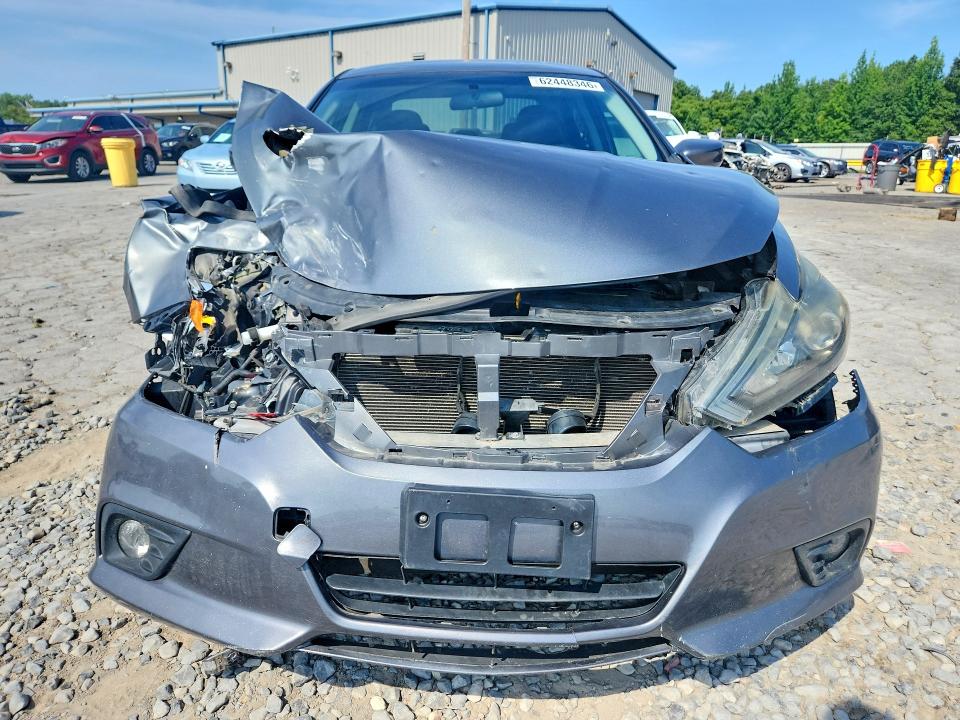 2018 Nissan Altima მანქანა იყიდება აუქციონზე, vin: 1N4AL3AP3JC261041, აუქციონის ნომერი: 62448346
