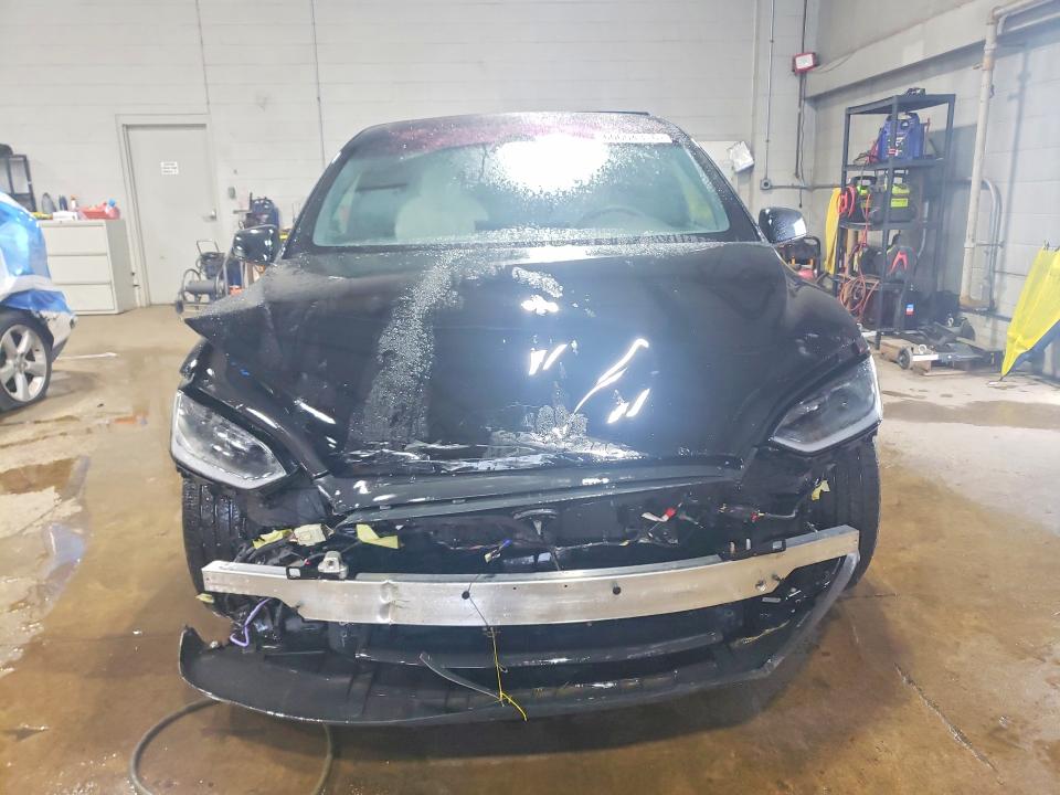 2023 Tesla Model X მანქანა იყიდება აუქციონზე, vin: 7SAXCDE53PF429536, აუქციონის ნომერი: 60604316