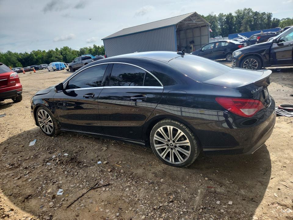 60742426 :رقم المزاد ، WDDSJ4EB8JN602100 vin ، 2018 Mercedes-benz Cla مزاد بيع