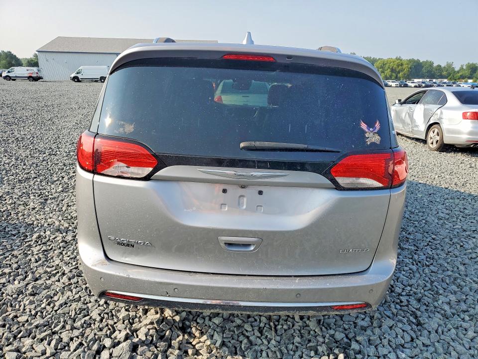 2017 Chrysler Pacifica მანქანა იყიდება აუქციონზე, vin: 2C4RC1GG7HR553835, აუქციონის ნომერი: 61158686