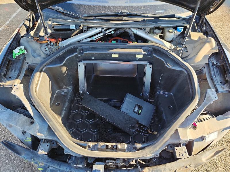 Продажа на аукционе авто 2014 Tesla Model S, vin: 5YJSA1S15EFP44526, номер лота: 61018796