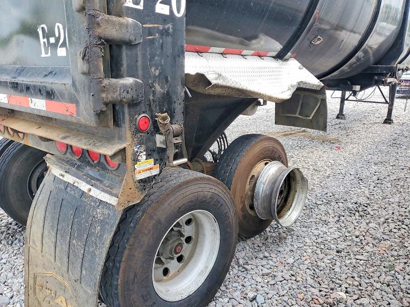 58883086 :رقم المزاد ، 5MADN4527MC059371 vin ، 2021 Mac Trailers مزاد بيع