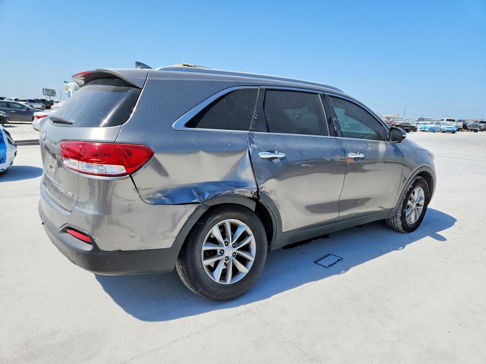 2018 Kia Sorento მანქანა იყიდება აუქციონზე, vin: 5XYPG4A39JG415730, აუქციონის ნომერი: 63229046