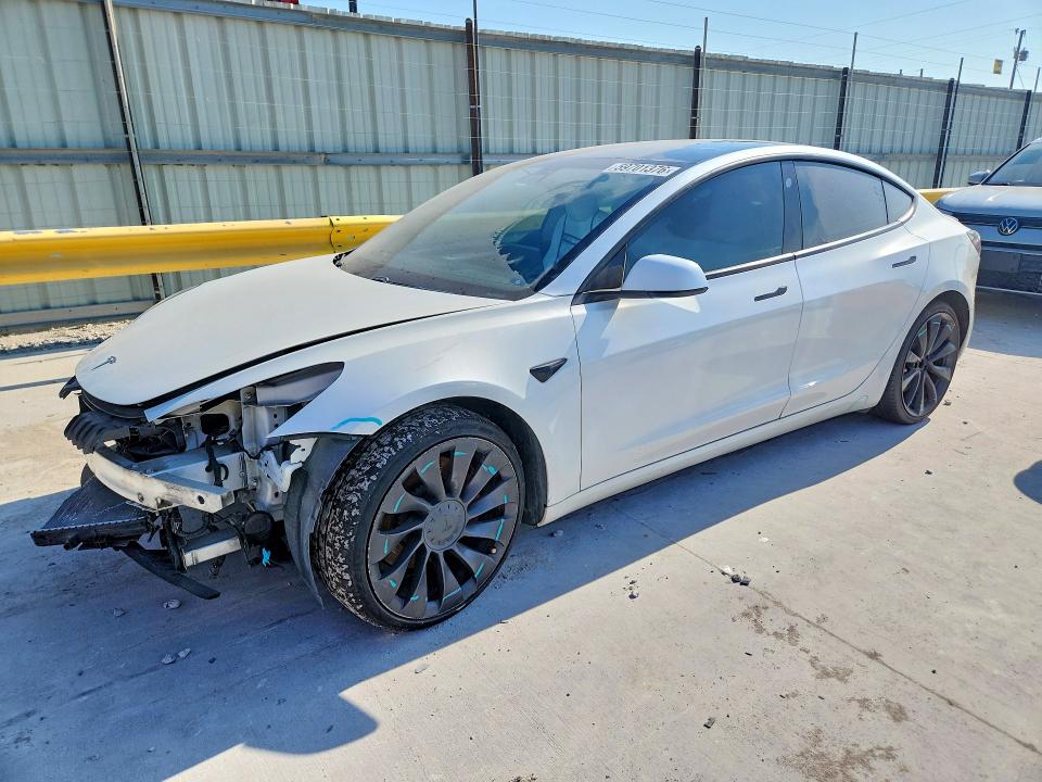 59701376 :رقم المزاد ، 5YJ3E1EC3MF973341 vin ، 2021 Tesla Model 3 مزاد بيع