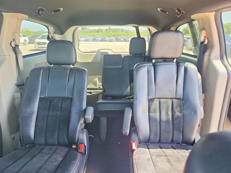 61976226 :رقم المزاد ، 2C4RDGCG6HR585942 vin ، 2017 Dodge Grand Caravan مزاد بيع