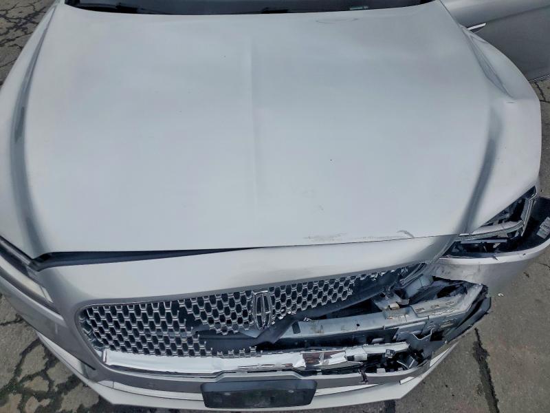 59883266 :رقم المزاد ، 1LN6L9NC6H5608060 vin ، 2017 Lincoln Continental مزاد بيع
