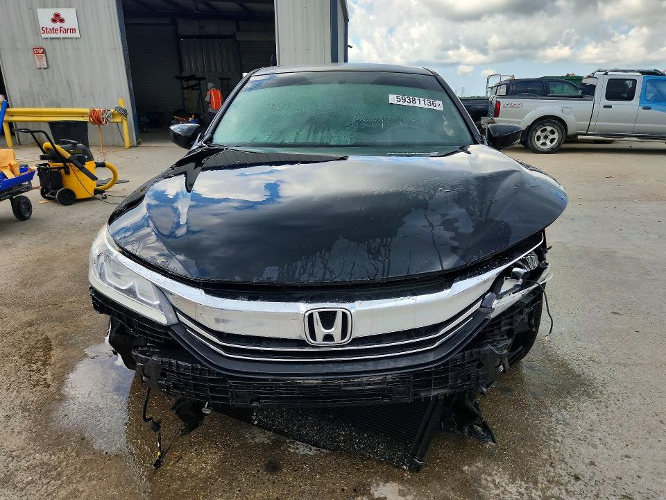 Продаж на аукціоні авто 2017 Honda Accord, vin: 1HGCR2F1XHA186734, номер лоту: 59381136