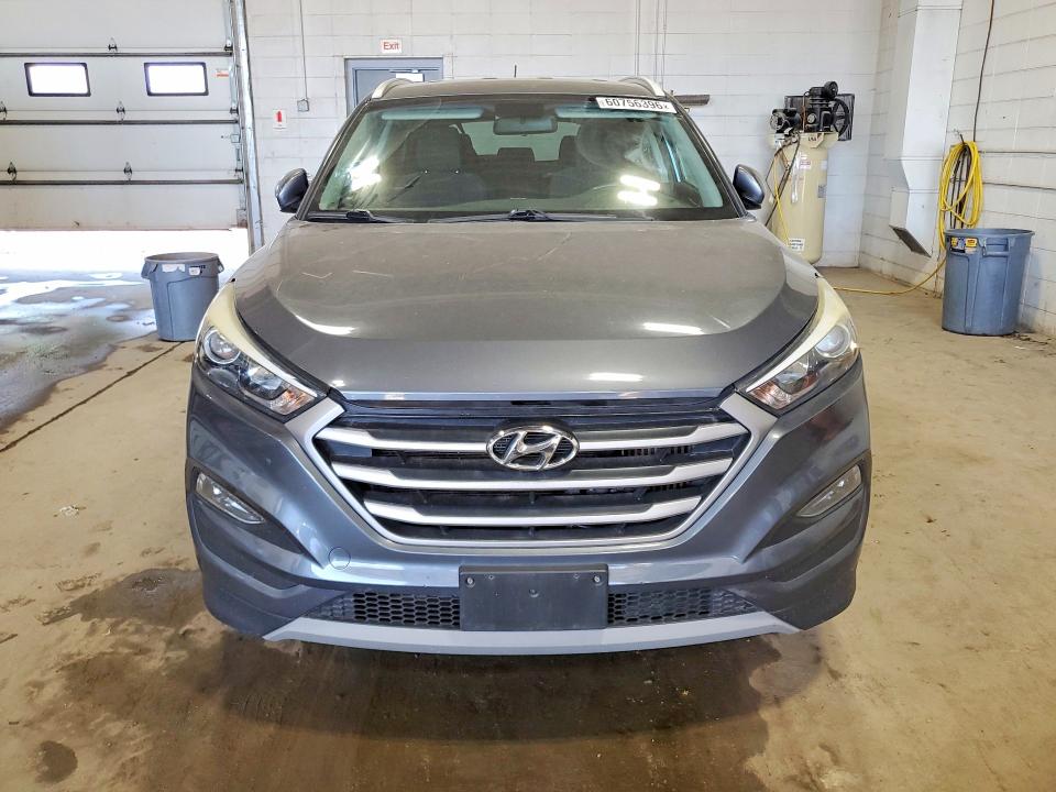Продажа на аукционе авто 2017 Hyundai Tucson, vin: KM8J33A25HU393765, номер лота: 60756396
