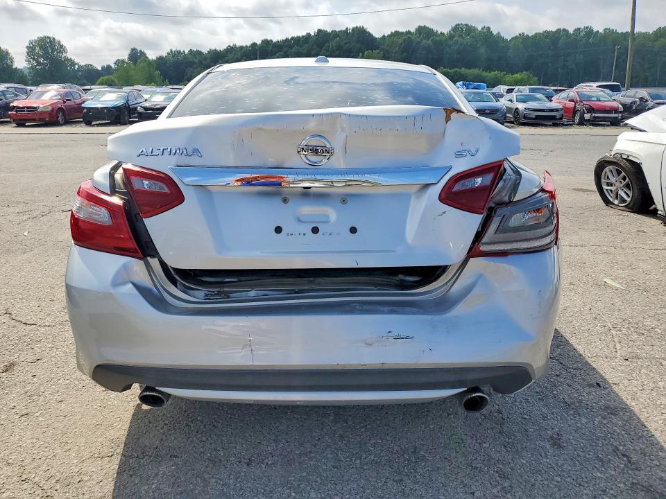 Продаж на аукціоні авто 2018 Nissan Altima, vin: 1N4AL3AP8JC194677, номер лоту: 60507116