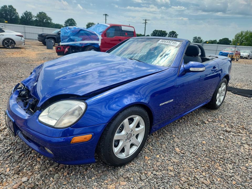 60655216 :رقم المزاد ، WDBKK49F23F273183 vin ، 2003 Mercedes-benz Slk مزاد بيع