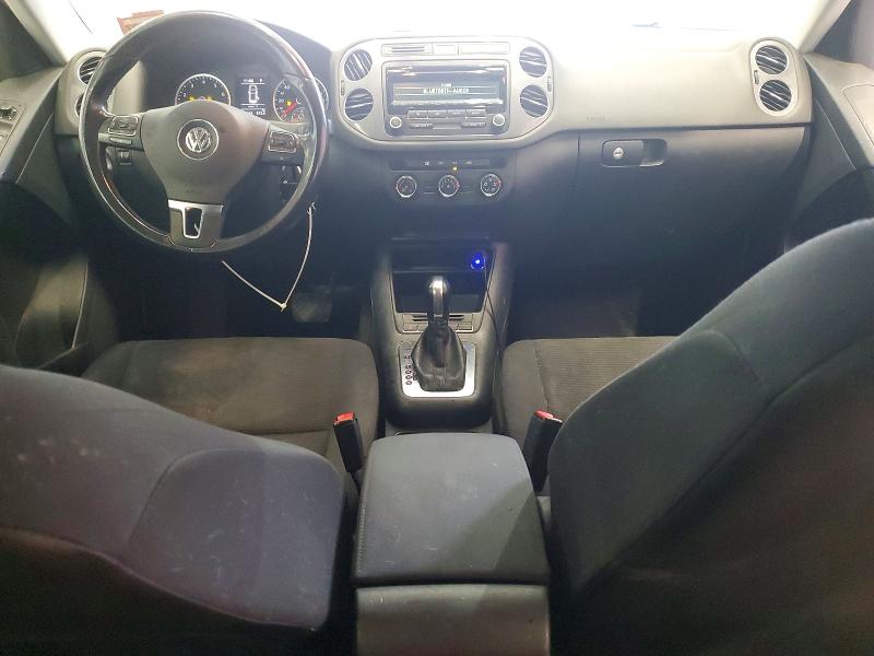 2013 Volkswagen Tiguan მანქანა იყიდება აუქციონზე, vin: WVGBV3AX8DW575274, აუქციონის ნომერი: 59675416