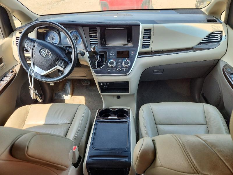 Aukcja sprzedaży 2017 Toyota Sienna, vin: 5TDYZ3DC6HS827976, numer aukcji: 61533256