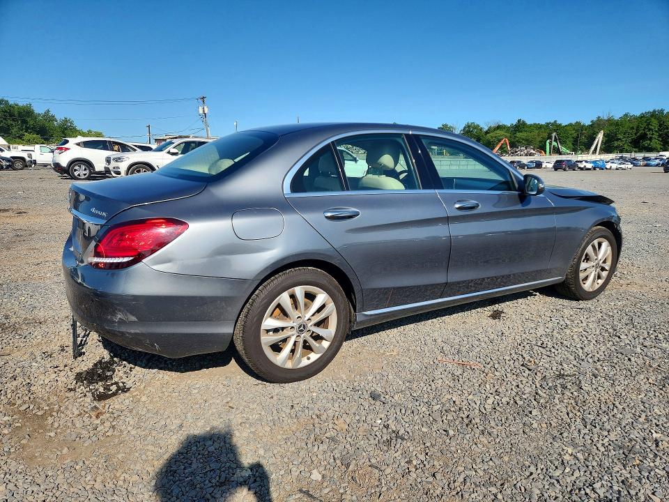 62124636 :رقم المزاد ، WDDWF8EBXLR526790 vin ، 2020 Mercedes-benz C مزاد بيع