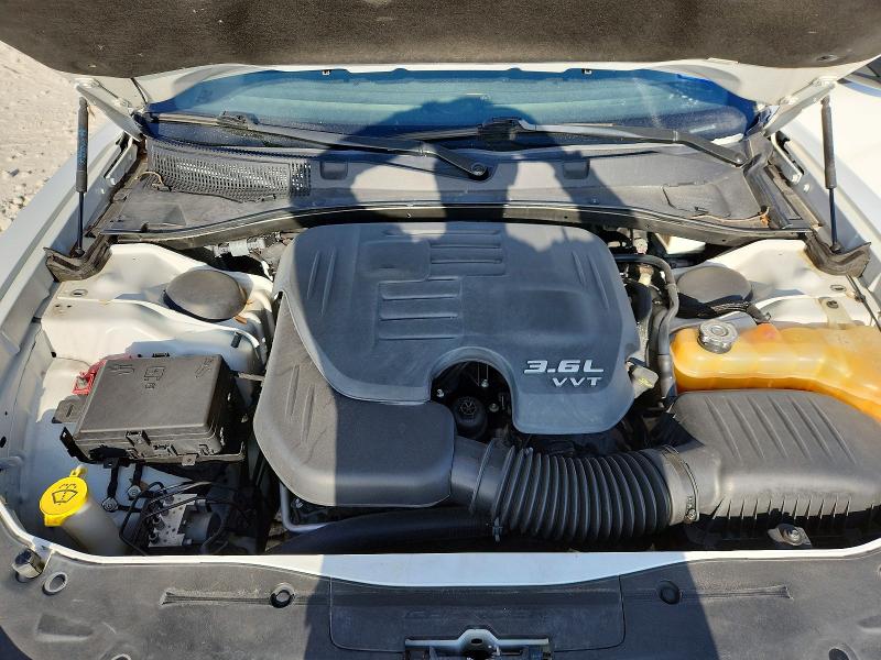 62842166 :رقم المزاد ، 2C3CDXBG1JH143951 vin ، 2018 Dodge Charger مزاد بيع