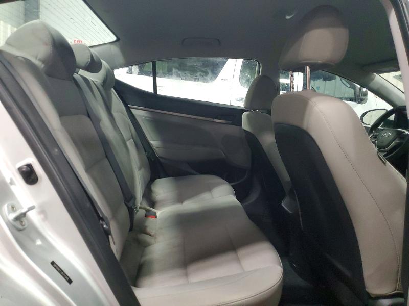 59622786 :رقم المزاد ، 5NPD84LF1JH217949 vin ، 2018 Hyundai Elantra مزاد بيع