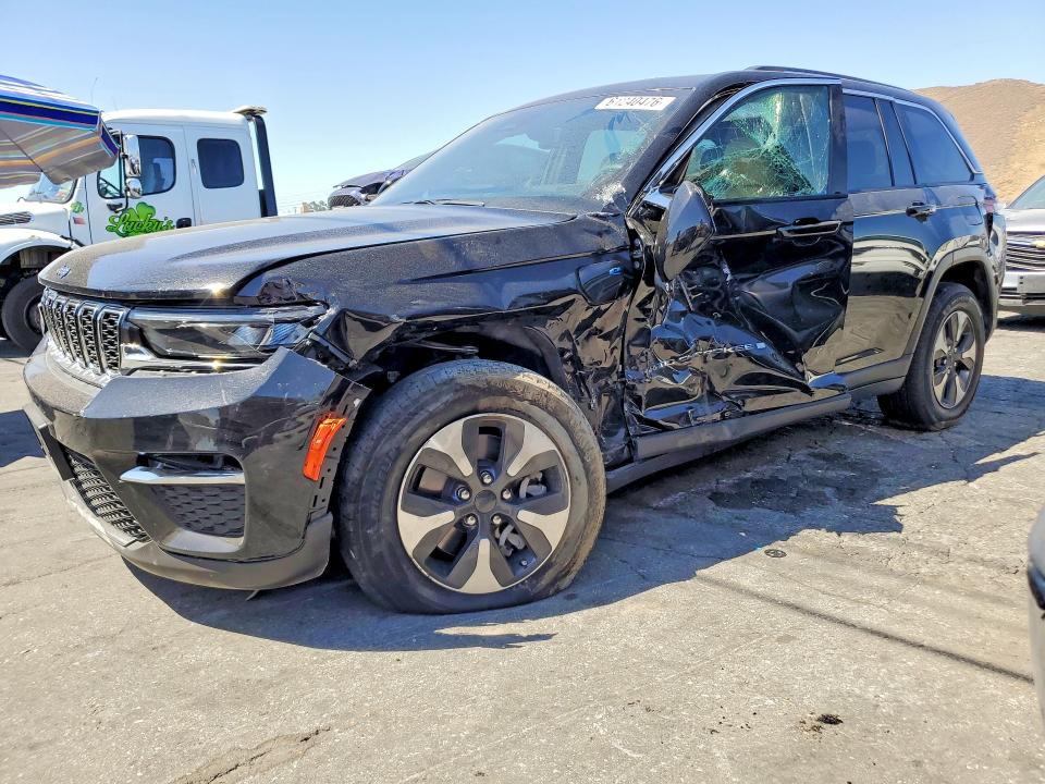 Продаж на аукціоні авто 2022 Jeep Grand Cherokee, vin: 1C4RJYB61N8761651, номер лоту: 61240476
