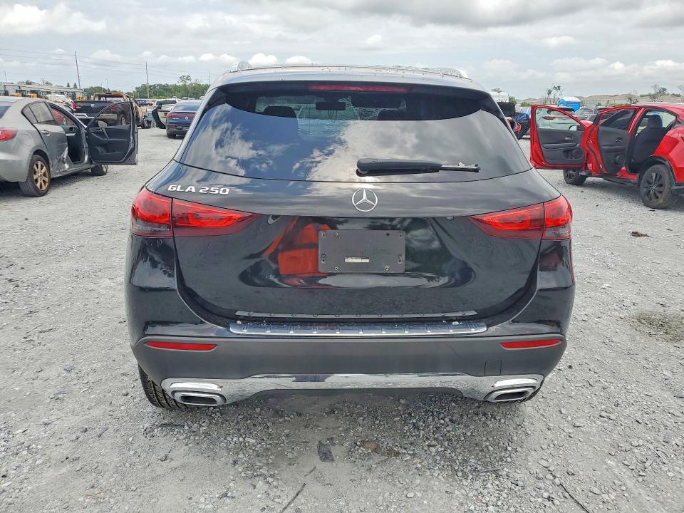 2021 Mercedes-benz Gla მანქანა იყიდება აუქციონზე, vin: W1N4N4GB2MJ168068, აუქციონის ნომერი: 62981476