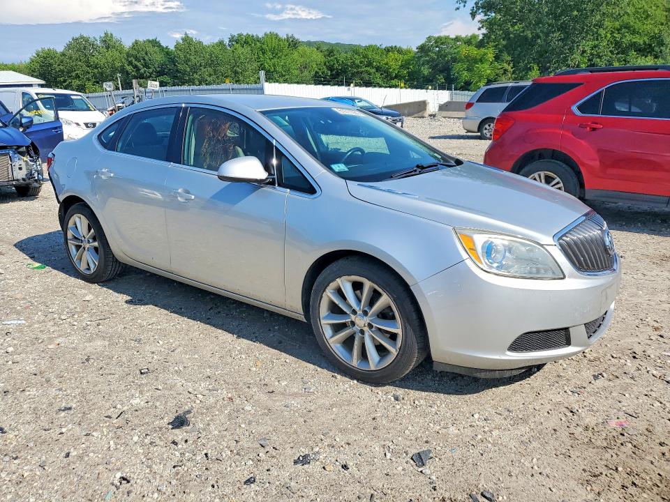 61511086 :رقم المزاد ، 1G4PP5SK3F4113055 vin ، 2015 Buick Verano مزاد بيع