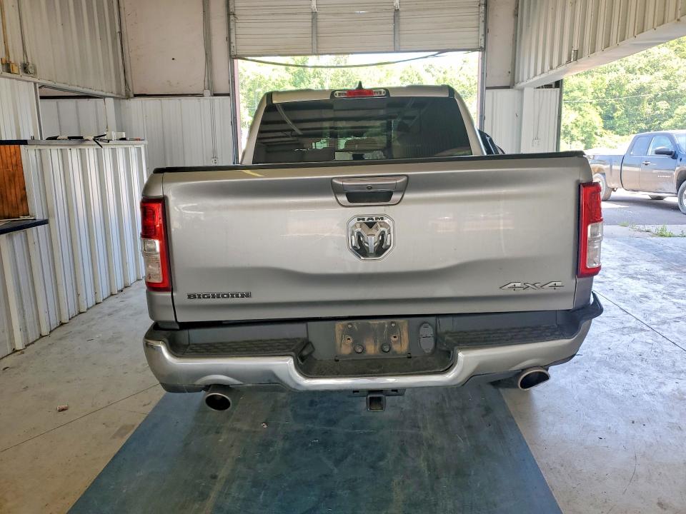 61965836 :رقم المزاد ، 1C6SRFFT3NN427824 vin ، 2022 Ram 1500 مزاد بيع