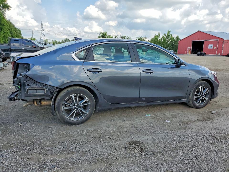 60157786 :رقم المزاد ، 3KPF34AD4NE453286 vin ، 2022 Kia Forte مزاد بيع