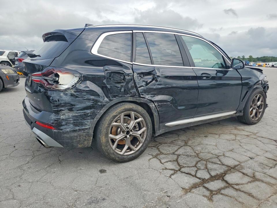 61772726 :رقم المزاد ، 5UX43DP05N9J81359 vin ، 2022 Bmw X3 مزاد بيع