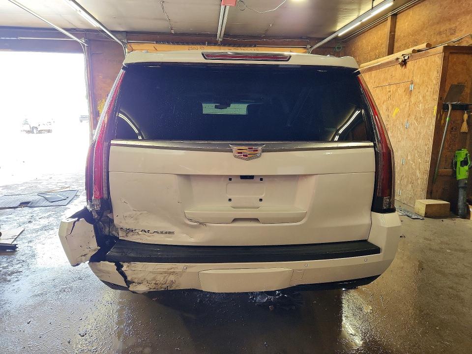 2018 Cadillac Escalade მანქანა იყიდება აუქციონზე, vin: 1GYS4KKJXJR364299, აუქციონის ნომერი: 97684985