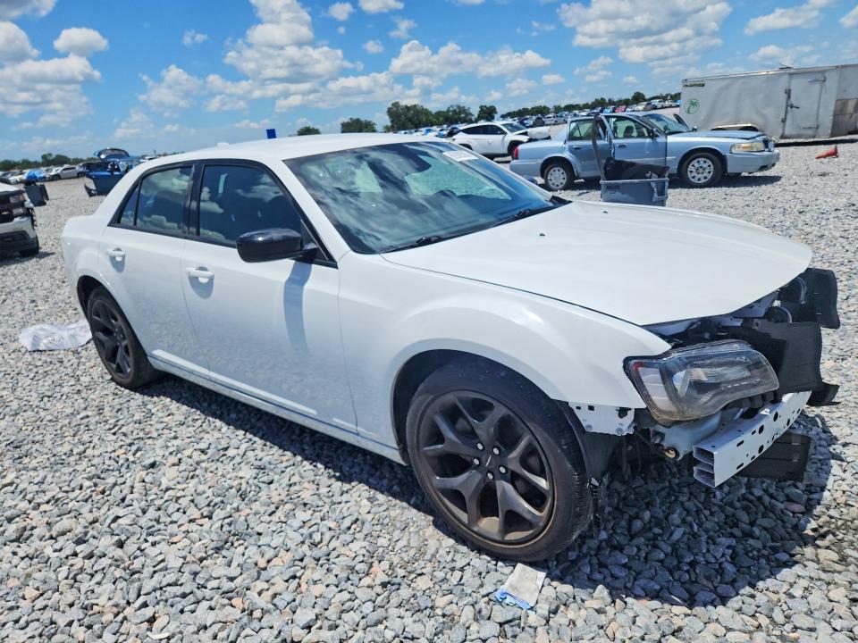 Продажа на аукционе авто 2022 Chrysler 300, vin: 2C3CCAAG4NH236745, номер лота: 62609386