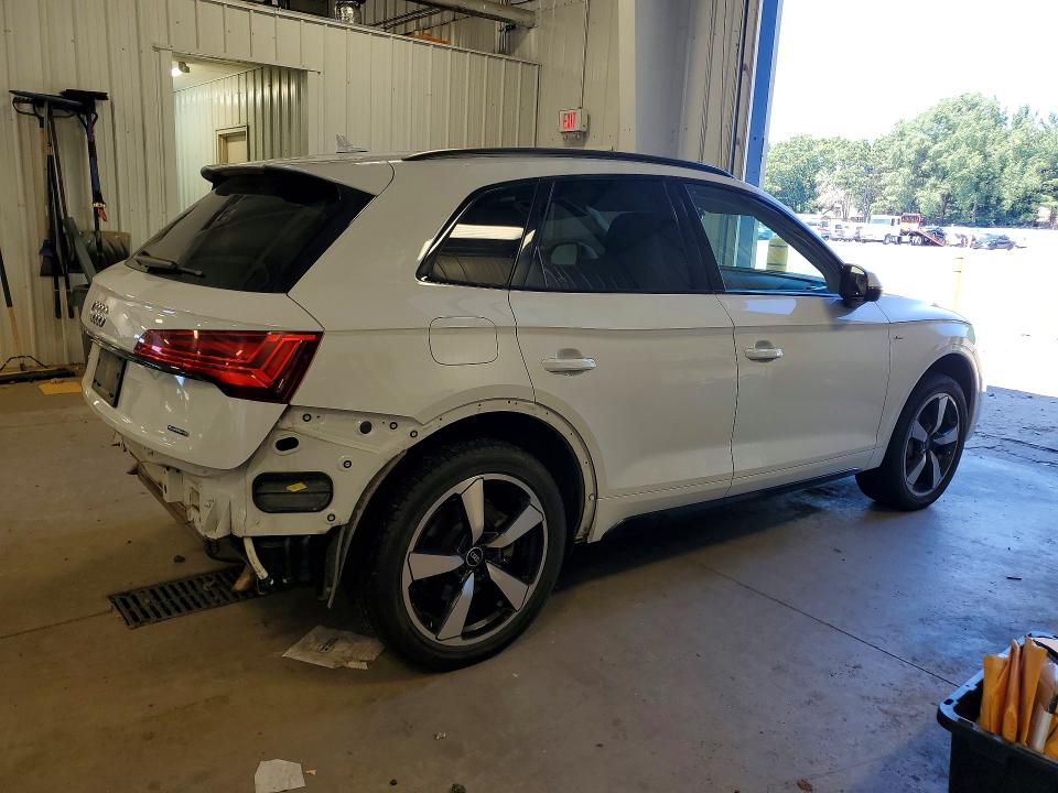 60561726 :رقم المزاد ، WA1FAAFY2N2003126 vin ، 2022 Audi Q5 مزاد بيع
