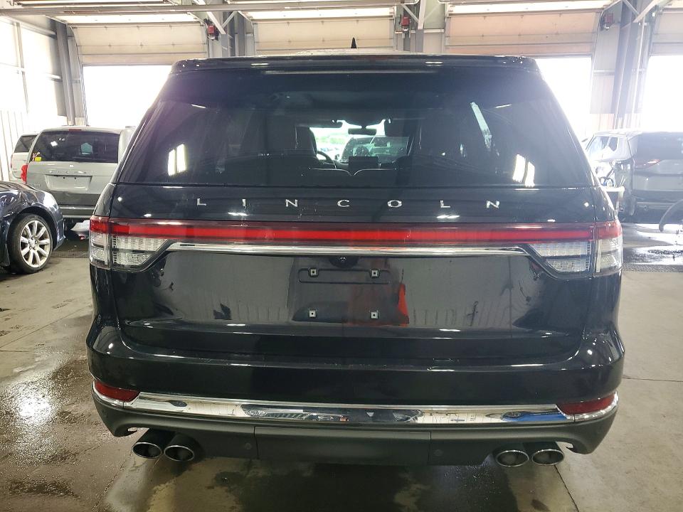 62493946 :رقم المزاد ، 5LM5J7XC8LGL14351 vin ، 2020 Lincoln Aviator مزاد بيع