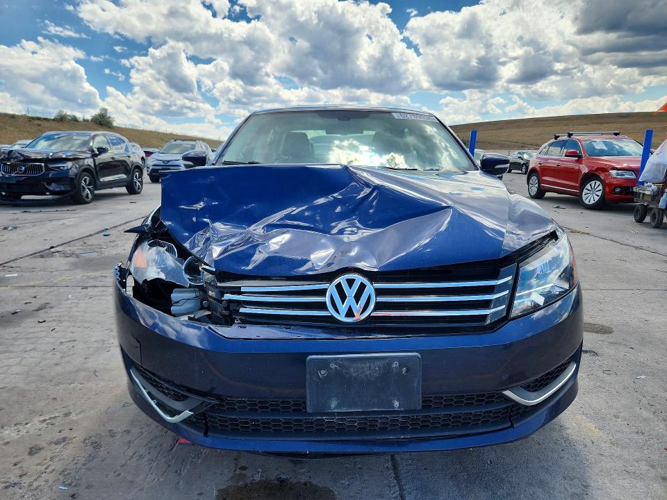 Продажа на аукционе авто 2013 Volkswagen Passat, vin: 1VWBP7A38DC038972, номер лота: 62780936