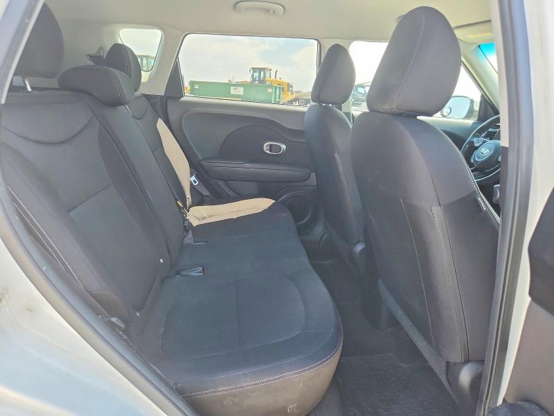 Продажа на аукционе авто 2016 Kia Soul, vin: KNDJN2A27G7319799, номер лота: 61890836