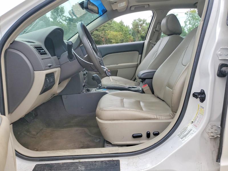 63017786 :رقم المزاد ، 3FADP0L36CR228341 vin ، 2012 Ford Fusion مزاد بيع