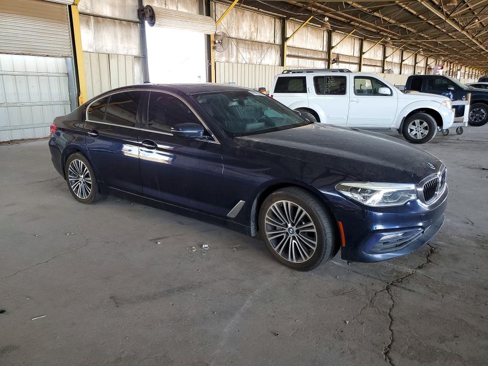 2017 Bmw 540 მანქანა იყიდება აუქციონზე, vin: WBAJE5C33HG914221, აუქციონის ნომერი: 61898346
