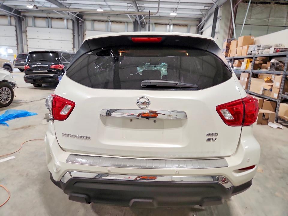 Продажа на аукционе авто 2018 Nissan Pathfinder, vin: 5N1DR2MM5JC637560, номер лота: 60157796