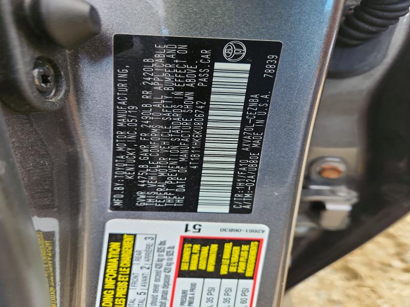 62546436 :رقم المزاد ، 4T1B11HK6KU806742 vin ، 2019 Toyota Camry مزاد بيع