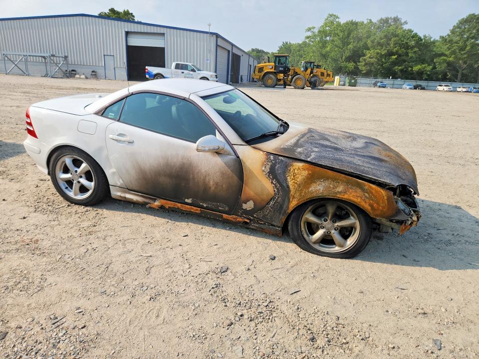 Продаж на аукціоні авто 2001 Mercedes-benz Slk, vin: WDBKK65F11F209862, номер лоту: 62401206