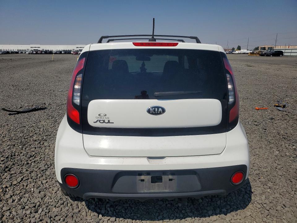 Продаж на аукціоні авто 2017 Kia Soul, vin: KNDJN2A27H7471275, номер лоту: 61806356