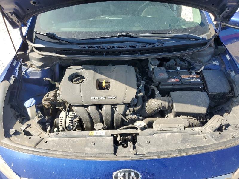 61790726 :رقم المزاد ، 3KPFL4A76HE138570 vin ، 2017 Kia Forte مزاد بيع