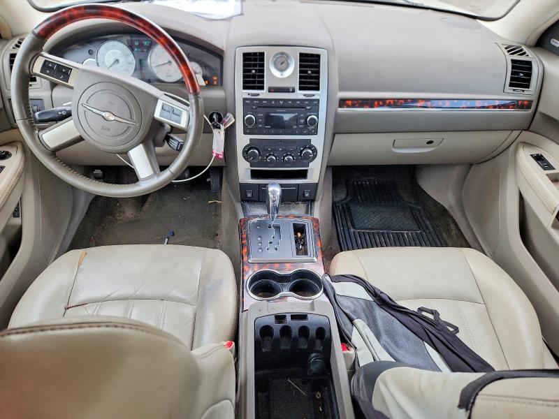 2008 Chrysler 300c მანქანა იყიდება აუქციონზე, vin: 2C3LA63HX8H124710, აუქციონის ნომერი: 61941296