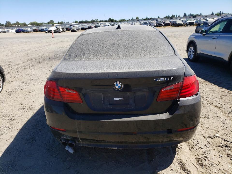 2011 Bmw 528 მანქანა იყიდება აუქციონზე, vin: WBAFR1C53BC672601, აუქციონის ნომერი: 62390706