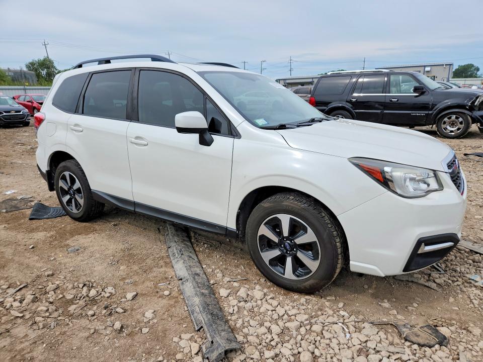 Продаж на аукціоні авто 2017 Subaru Forester, vin: JF2SJAEC8HH545876, номер лоту: 63031866