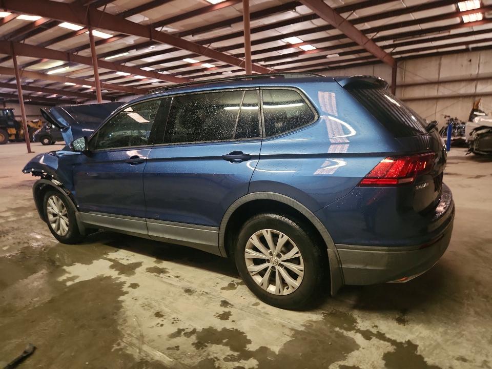 Продажа на аукционе авто 2018 Volkswagen Tiguan, vin: 3VV1B7AX0JM059116, номер лота: 62354926